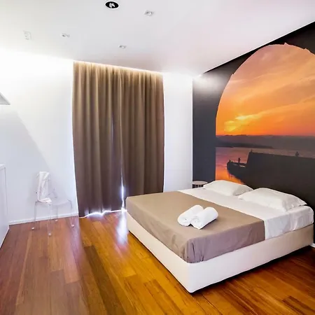 Charme E Chic Чефалу