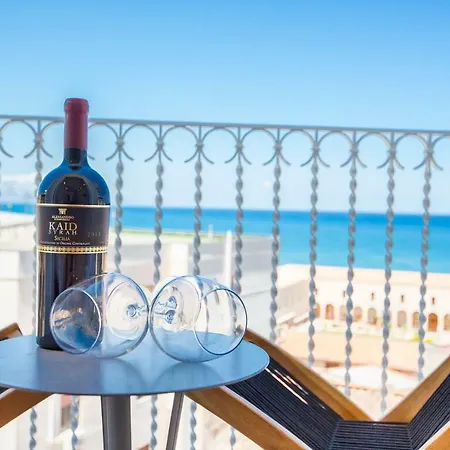 Charme E Chic Чефалу