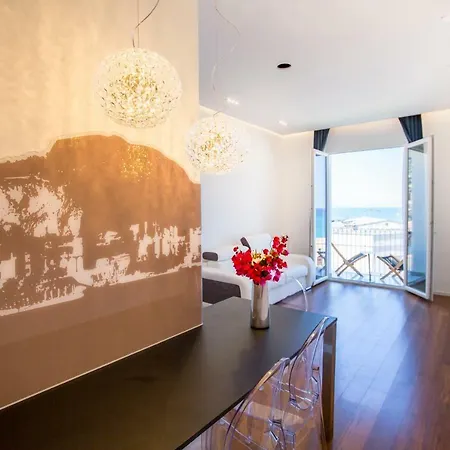 Charme E Chic Apartamento *
