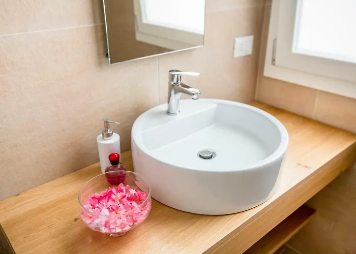 Charme E Chic Apartment *