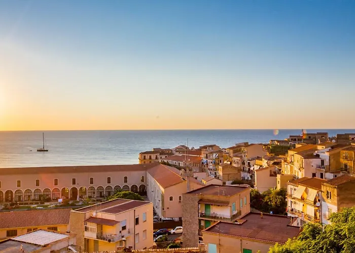 Charme E Chic Apartment *